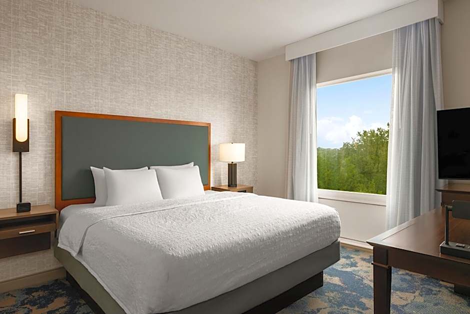 Hampton Inn & Suites DeLand