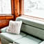 Hakuba Pension & Log Hotel Meteor