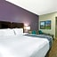 La Quinta Inn & Suites by Wyndham New Cumberland Harrisburg