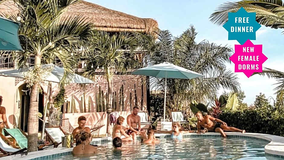 Clandestino Hostel Canggu