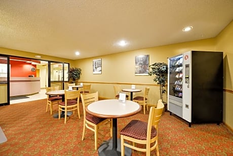 Americas Best Value Inn - East Syracuse