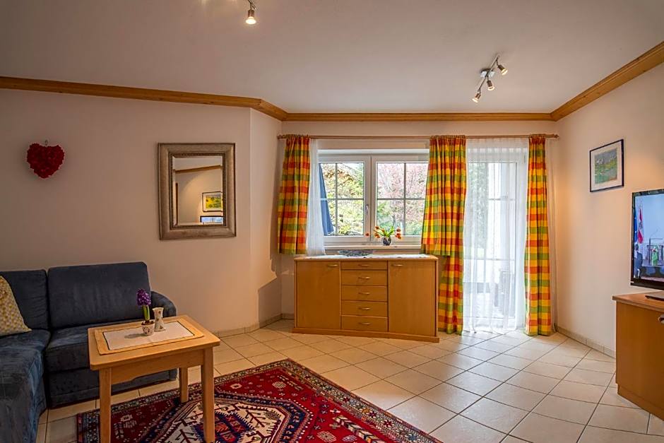 Landhaus Charlotte am Geigenbuehel -Apartments