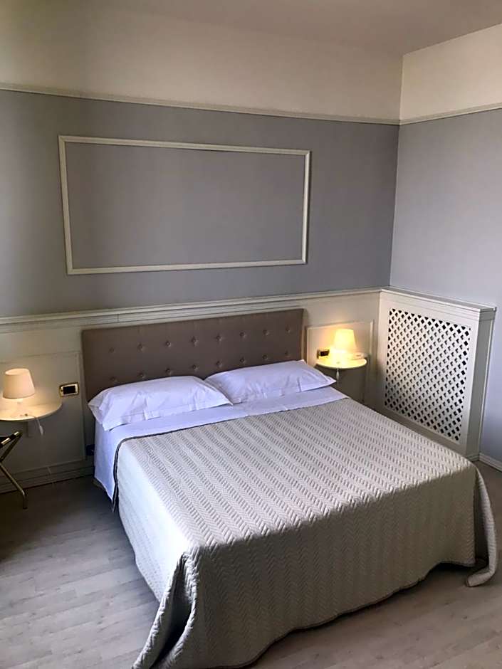 Hotel Ariston
