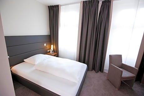 Business Single Room