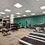 Holiday Inn Express & Suites - Lenexa - Overland Park Area By IHG
