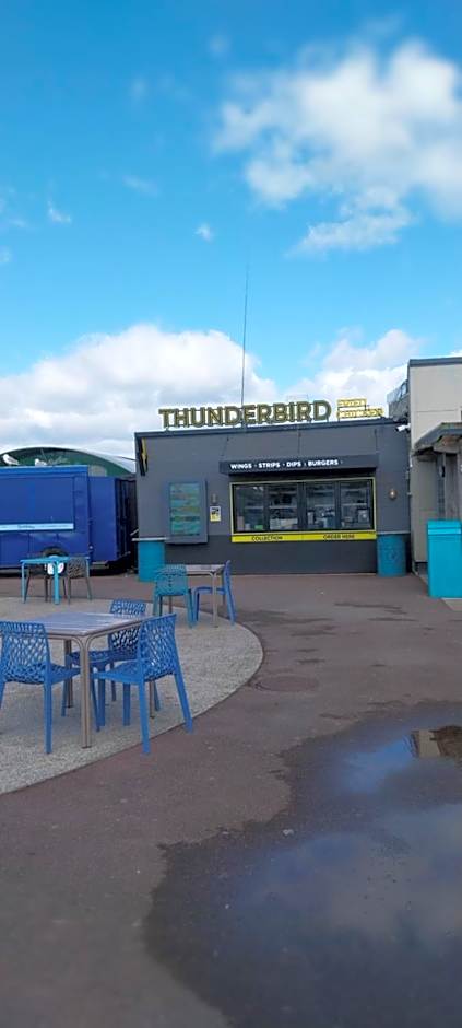 WillowWay168, Tranquility Family Home