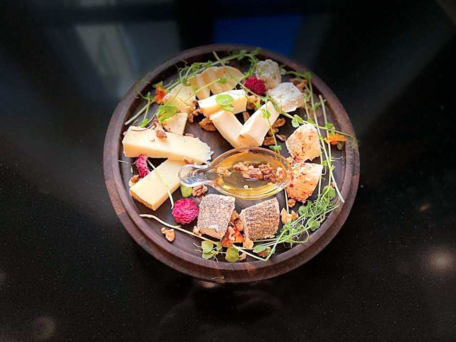 Crown Krakow - Handwritten Collection