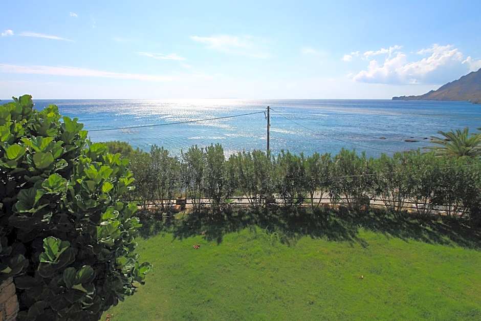 Thalassa House Apartments