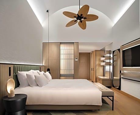 Collection Premium Room with Balcony