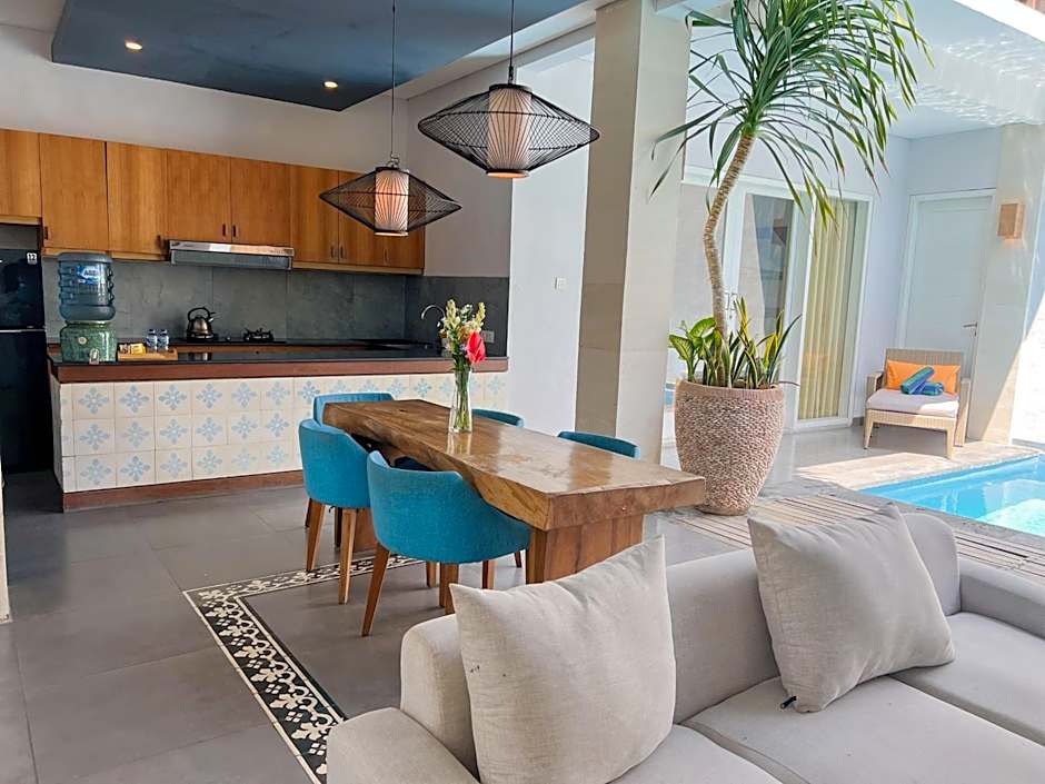Apple Villa & Suite Seminyak