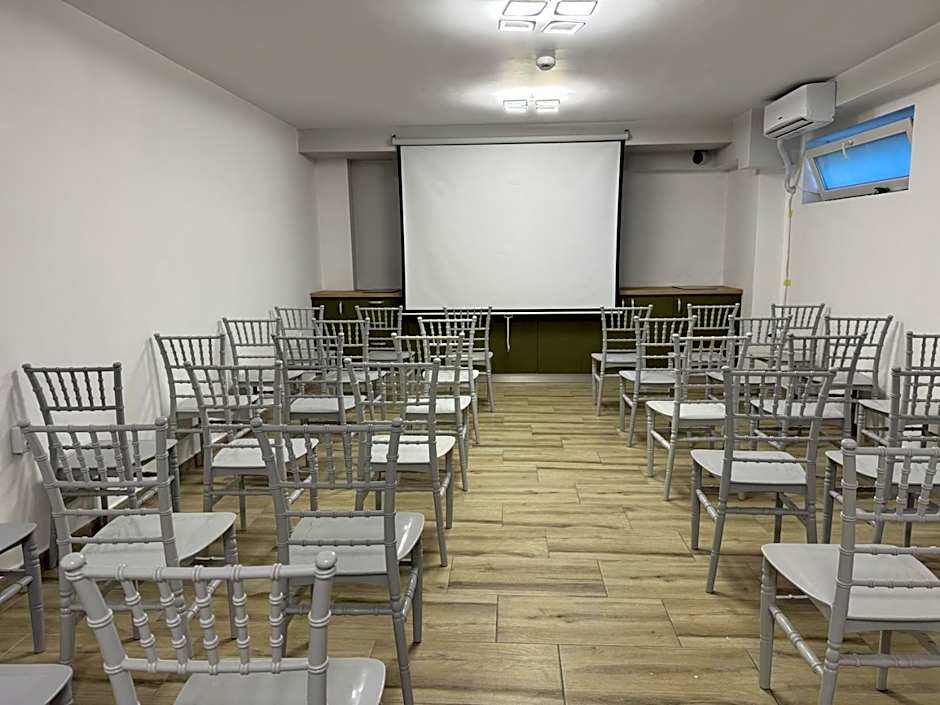 Otopeni Suites by CityBookings