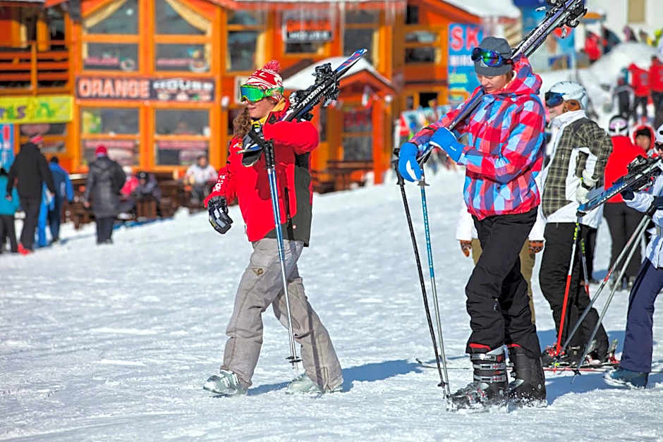 Monastery 2 Aparthotel