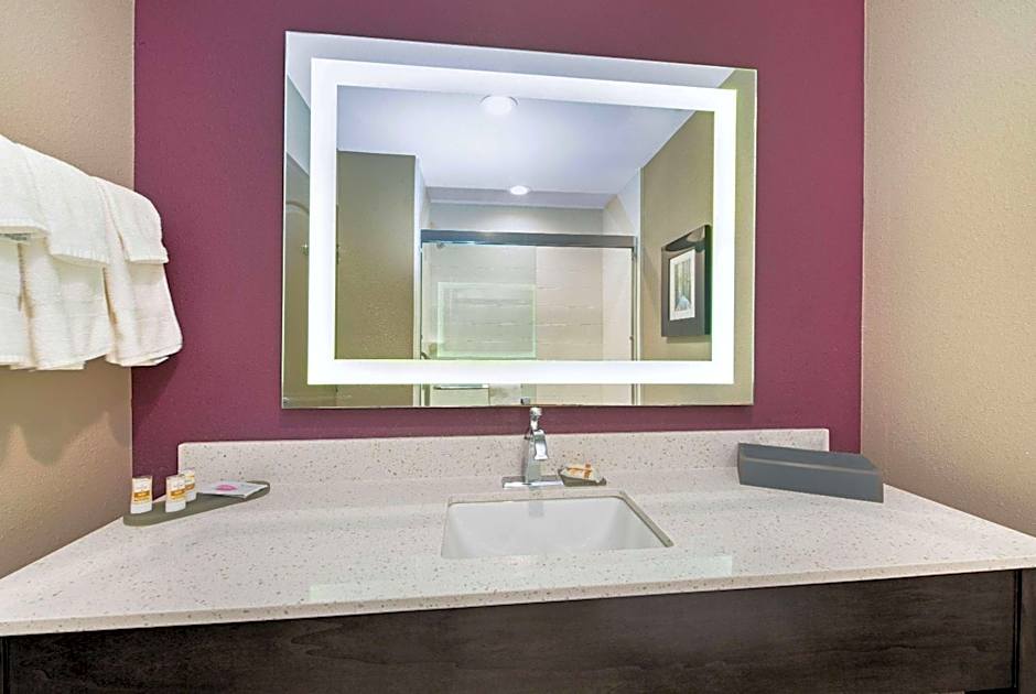 La Quinta Inn & Suites by Wyndham West Monroe