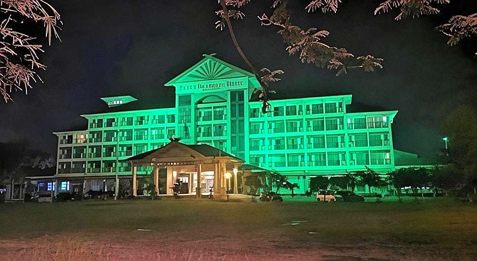 Putra Brasmana Hotel