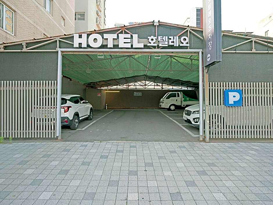 창원 호텔 레오 팔용점