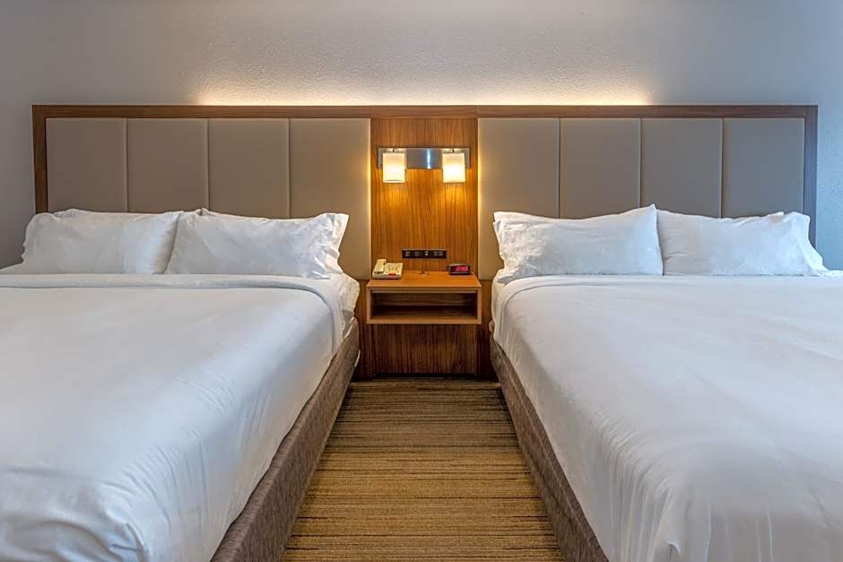 Holiday Inn Express Indianapolis Southeast Hotel By IHG