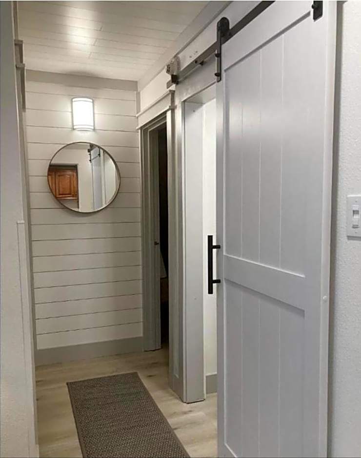 Remodeled Ski in and ski out Condo!