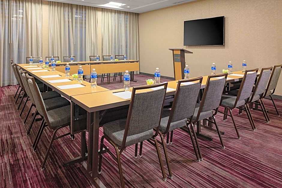 Courtyard by Marriott Cincinnati Mason