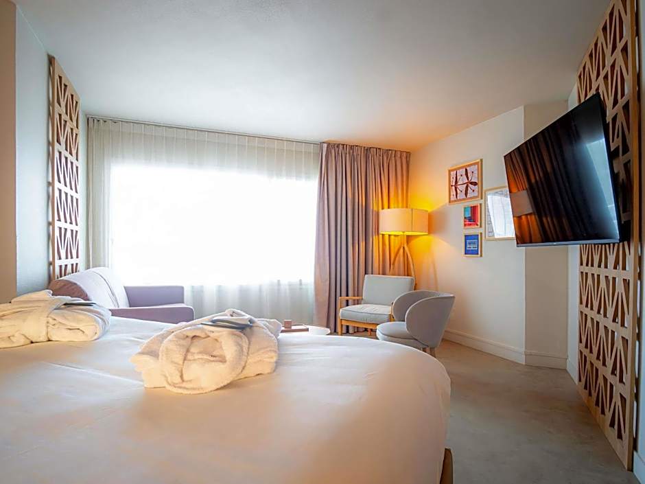 Mercure Saint Raphael Centre PLage