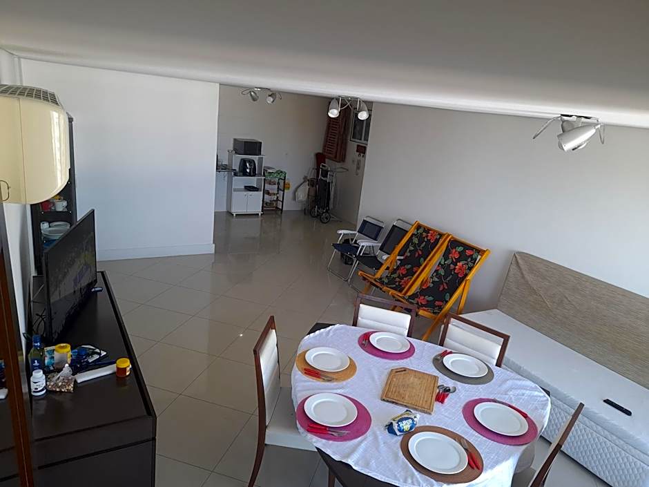 Apartamento no 20 piso com 90m2 e linda vista