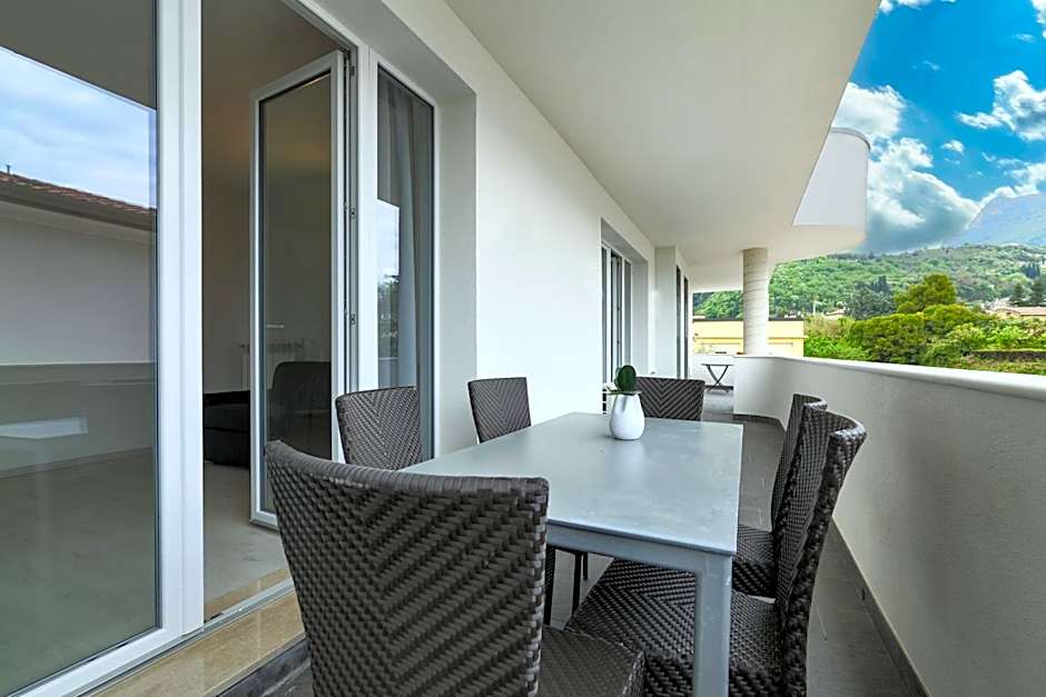 Borgo degli Ulivi Residence di Olympic Garda Lake