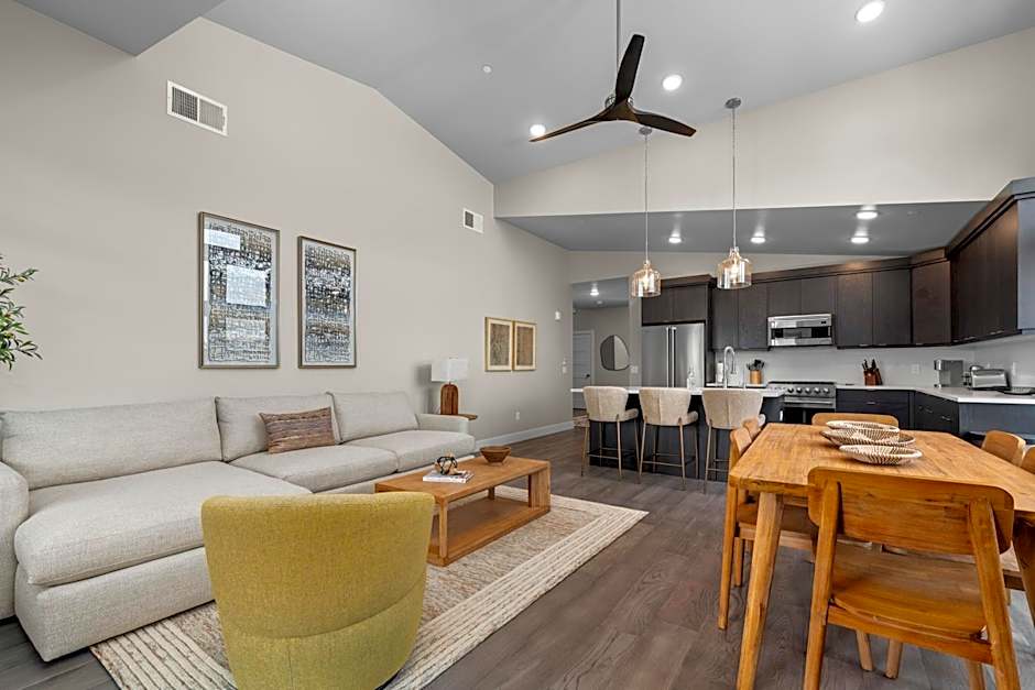 Luxury Stays Club B6 301, Lovely 3br condo, New Deer Valley 1 min, Park City 10 min