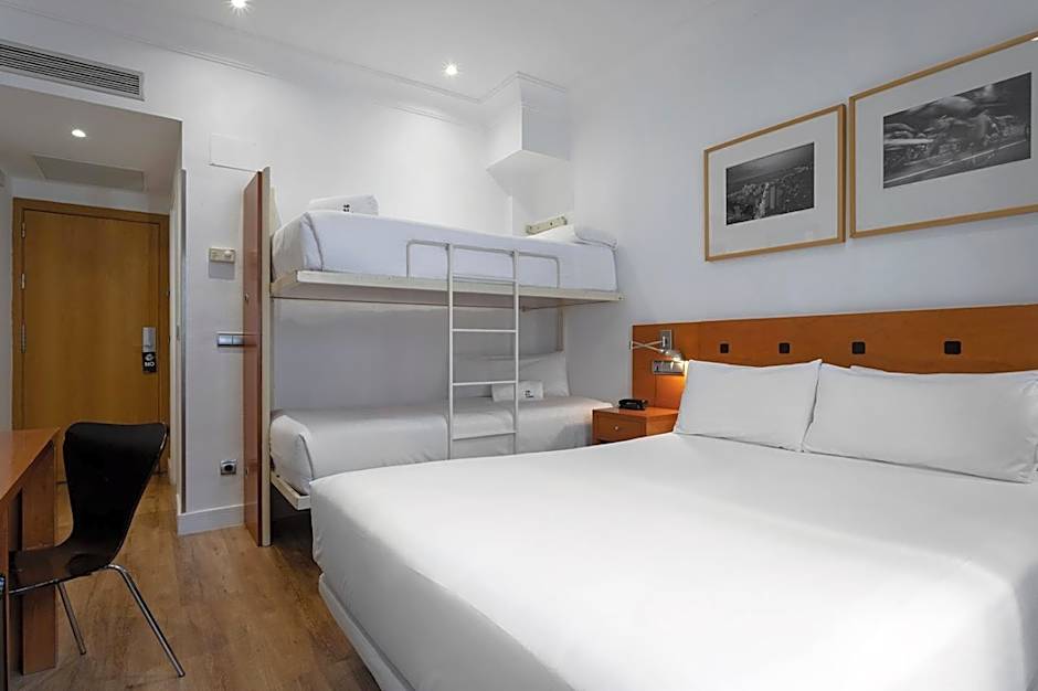 Petit Palace Cliper-Gran Via