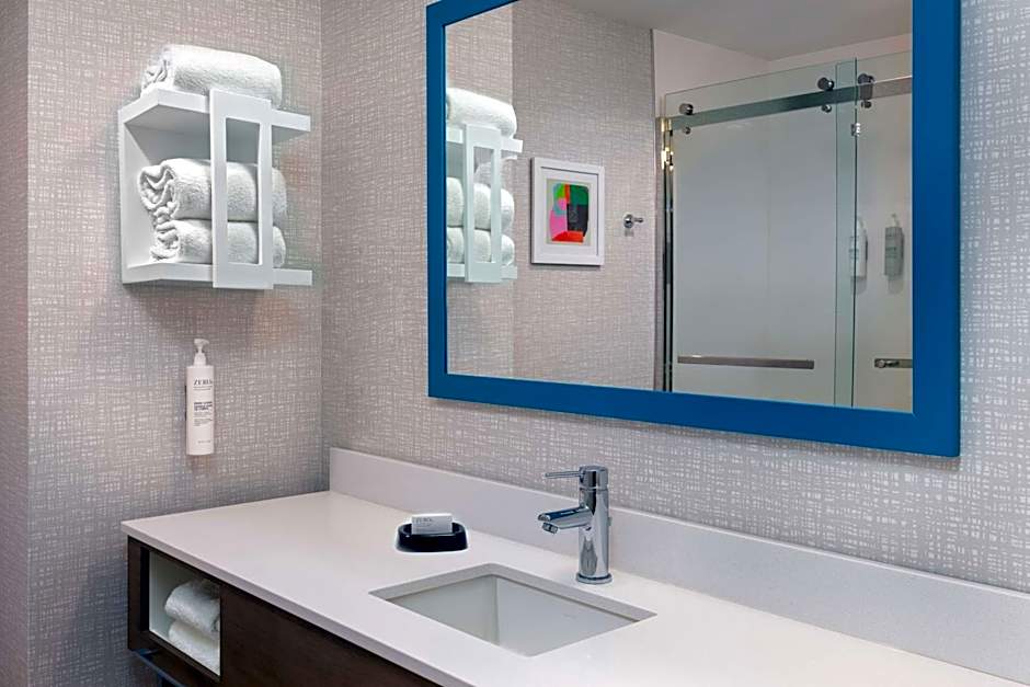 Hampton Inn By Hilton Boston Bedford Burlington