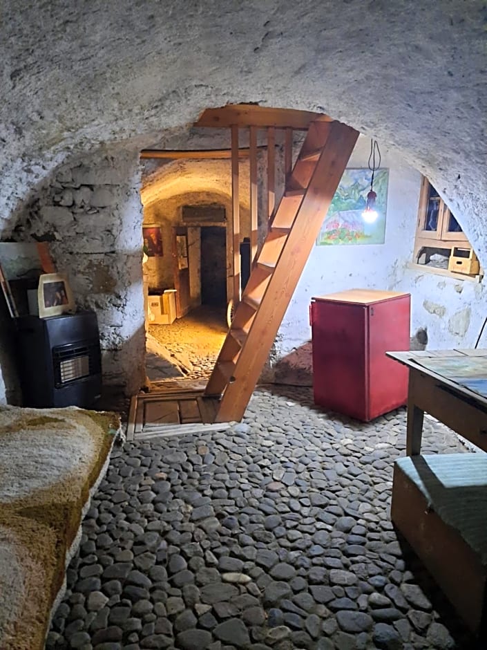 Alla Curva di Elia Manzoni