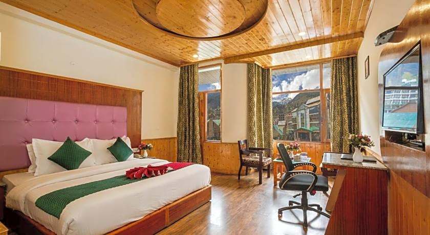 Sarthak Regency (Centrally Heated & Air cooled)