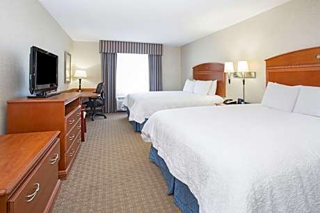 2 QUEENS MOBILITY/HEARING ACCESS TUB NOSMOK
