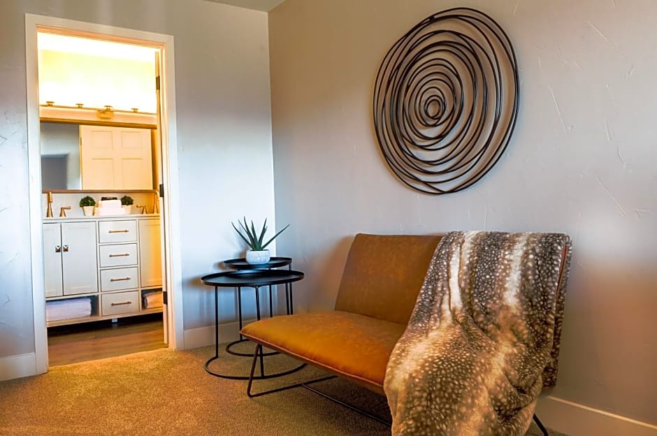 Royal Gorge Cabins