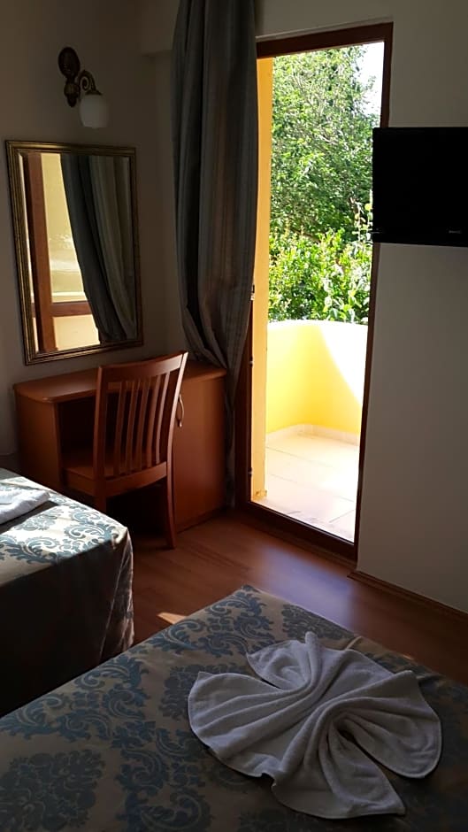 Hotel Ave Maria