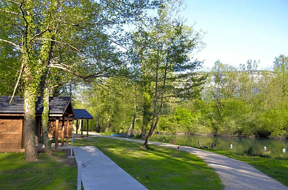 Les Lodges du Lac