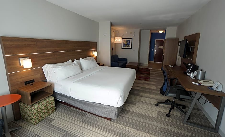Holiday Inn Express Hotel & Suites Savannah Midtown, an IHG Hotel