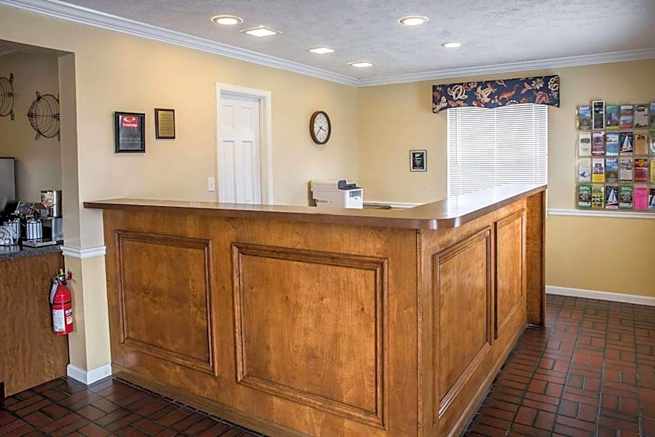 Econo Lodge Crystal Coast