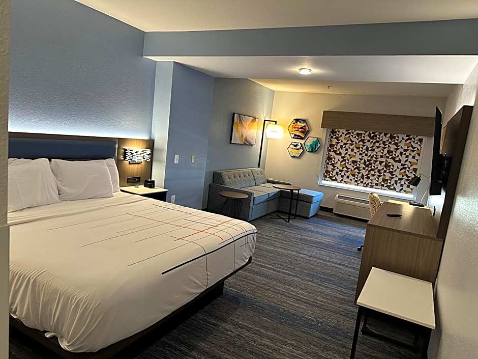 La Quinta Inn & Suites by Wyndham Macon West