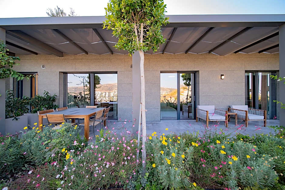 Mare Deluxe Residences  & Villas