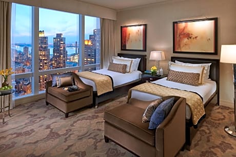 Two-Bedroom King-Twin Suite with Central Park View