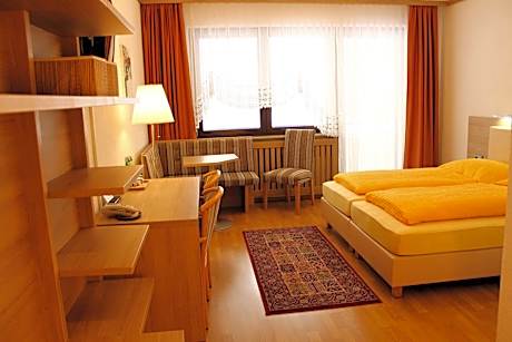 Double or Twin Room with Balcony