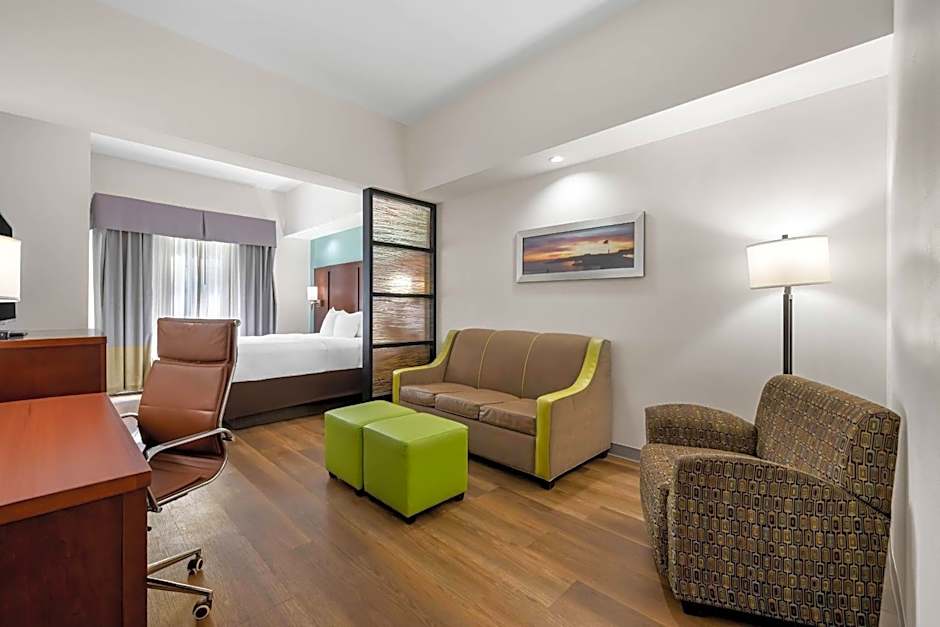 Comfort Suites New Bern near Cherry Point
