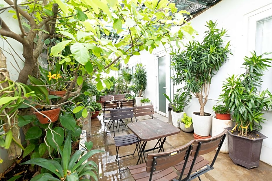 Airport Saigon Hotel