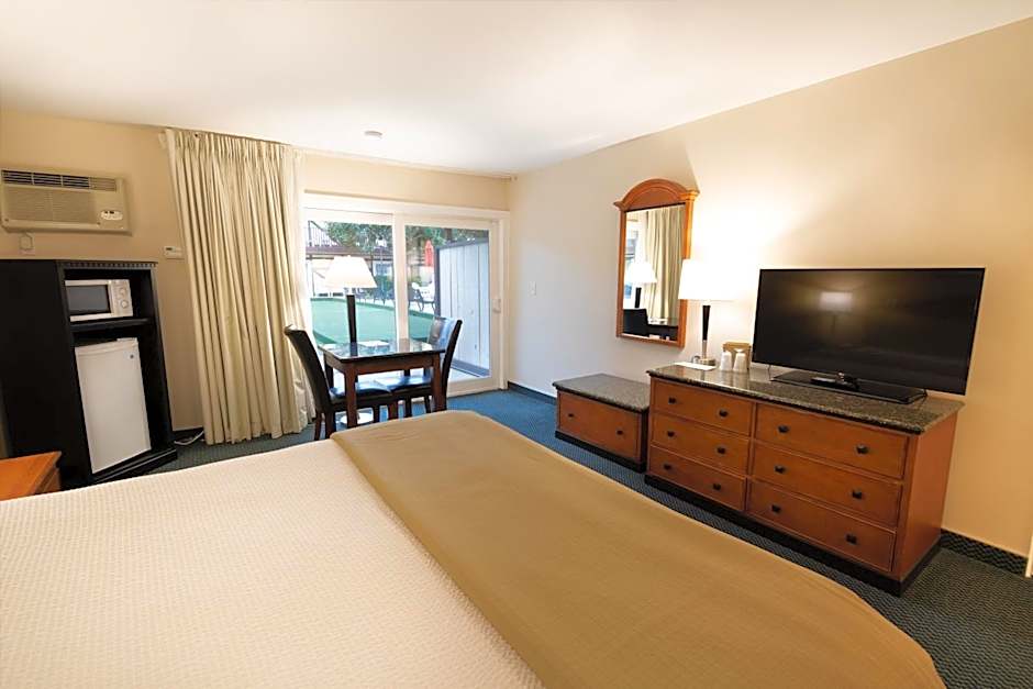 Pea Soup Andersen's Inn