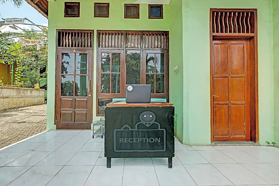 OYO Life 91682 Homestay Sriti