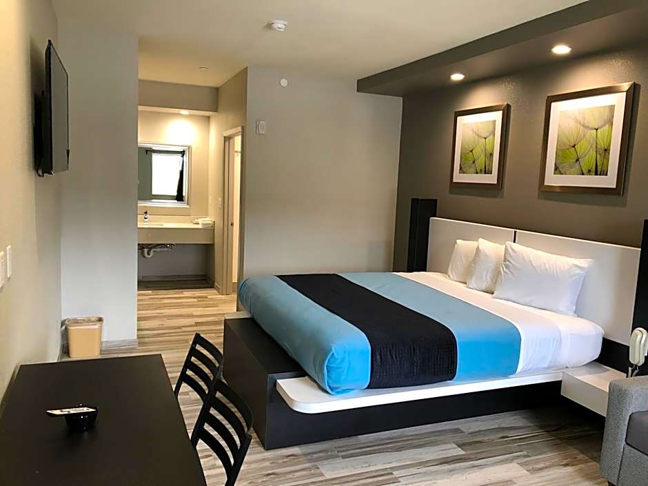 Crystal Inn Downtown