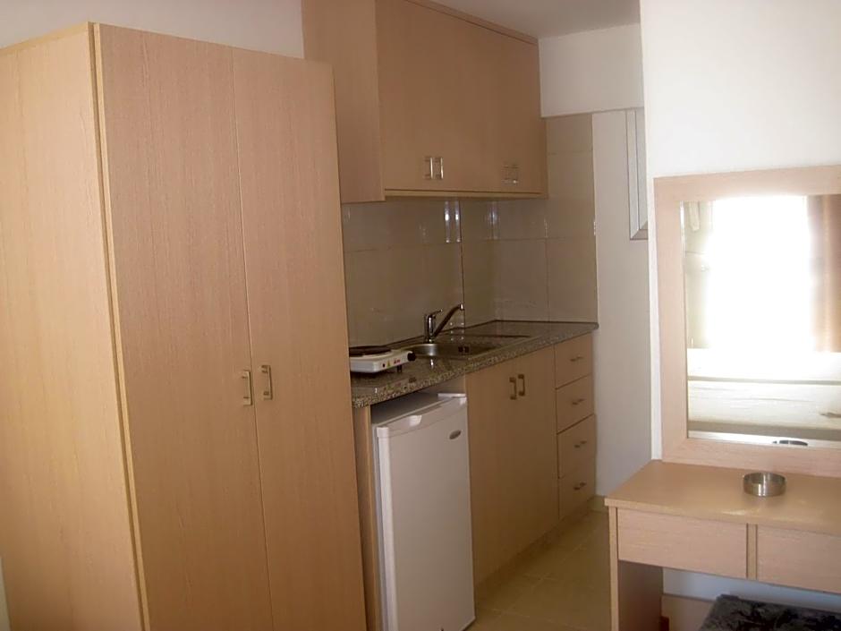 A Maos Hotel Apartments