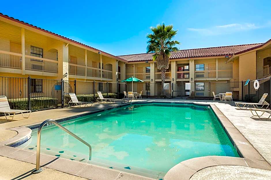 Motel 6-Monroe, LA