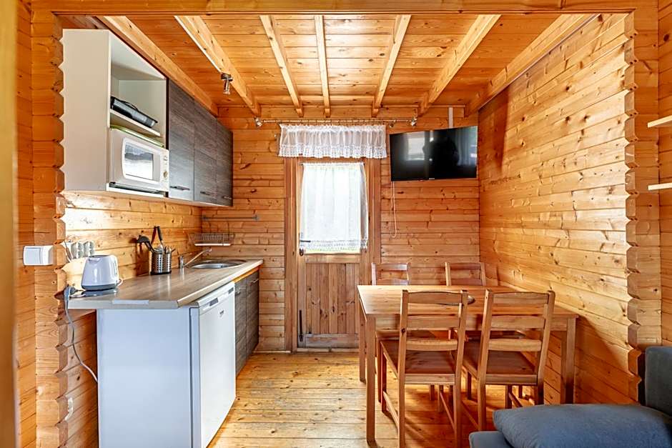 ROSSA - Domki Letniskowe