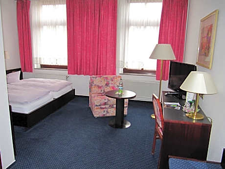 Comfort Double or Twin Room
