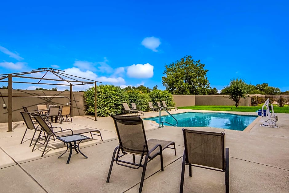 Best Western Comanche Inn
